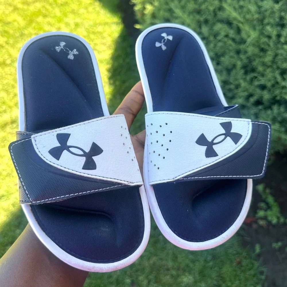 Under Armour Ignite VI Little Kids Slide Sandals Size 2Y Navy Blue White Shoes